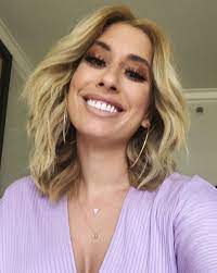 Loose women's stacey solomon reveals she lost teeth while pregnant and now hates her veneers. Stacey Solomon Reveals How Her Teeth Were Destroyed During Pregnancy