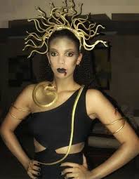 Medusa costume tutorial it's spooky season! 18 Halloween Costume Ideas For Curly Girls Naturallycurly Com