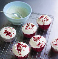 You'll find mary berry recipes in over 40 of her cook books or here on goodtoknow. The Hummingbird Bakery S Red Velvet Cupcake Recipe Hello