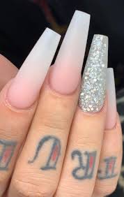 Wait, these ombré nails are so freaking cool. 31 Glamour And Cute Ombre Nails Designs Ideas For 2019 Part 26 Ombre Nails Ombre Nail Designs Pink Ombre Nails
