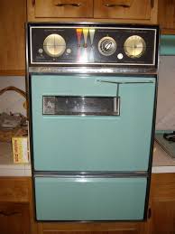 Turquoise Caloric Ultramatic Wall Oven