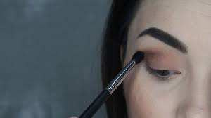 3 ways to apply eyeshadow for