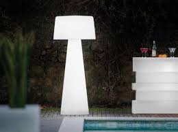 Outdoor Polyethylene Lamp Idfdesign