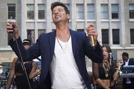 Robin Thicke Sues Marvin Gayes Family Over Blurred Lines