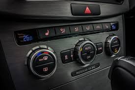 car air conditioner refilling