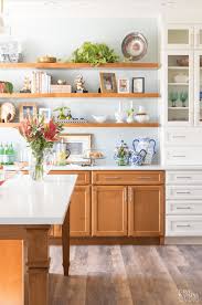 oak kitchen cabinets