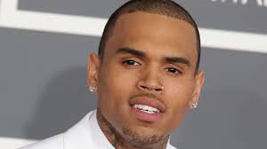 Christopher maurice brown, born may 5, 1989, is an american singer, rapper, songwriter, actor and dancer. Die Wahre Bedeutung Hinter Go Crazy Von Chris Brown News24viral