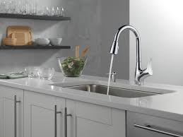 single handle pull down kitchen faucet