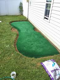 Just bring the green home. Little Bit Funky How To Make A Backyard Putting Green Diy Putting Green