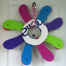 I made this wreath out of colorful small flip flops. Diy Flip Flop Summer Wreath Update Hello Creative Family