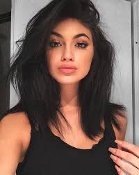 Kylie jenner is a known chameleon who changes her hair as often as the rest of us change our underwear. Haarlange Haarlange Hair Styles Hair Goals Human Hair Wigs