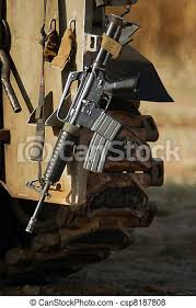 Riesenauswahl an werkzeug und baumaterial. M16 Israel Armeegewehr Ein M16 Gewehr Hangt Uber Einem Israelischen Militarpanzer Der Einen Idf Einbruch In Den Gaza Canstock
