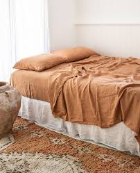 drop dead gorgeous linen bedding