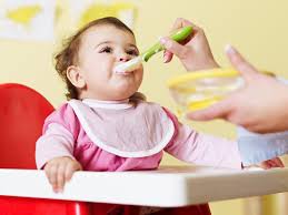 Introducing Solid Foods To Baby Parents
