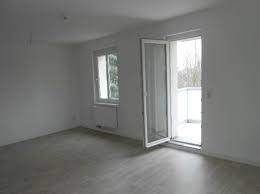 Es gibt bei mir eine ferienwohnung im 1. 4 Zimmer Wohnung Zu Vermieten Elballee 76 06846 Dessau Rosslau Ziebigk Mapio Net