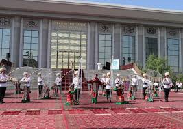turkmen carpet holiday