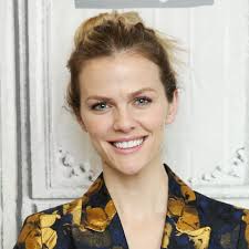 She has appeared in tv series such as just go with. Brooklyn Decker Popsugar Me