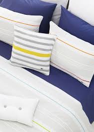 Lacoste sezon ürünlerinde online satış, en uygun fiyatları ve size özel indirimleriyle morhipo'da! Lacoste New Digital Boutique Home Bed Pillows Home Decor