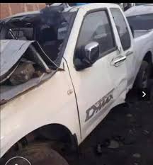 isuzu d max old used spare parts for