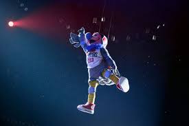 Clippers design team is on fire!!1! Kanye Wants To Redesign The Clippers Mascot Dork