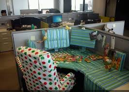 20 workers who gave their cubicles a