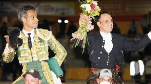 Luis Bolívar y Francisco Javier a hombros ante noble encierro de Campolargo  - Cultoro.es