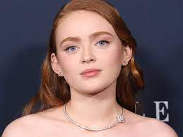 Sadie Sink says 'Running Up That Hill' by Kate Bush wasn't in her Spotify  Wrapped this year - Yahoo Sports