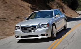 chrysler 300 srt features and specs