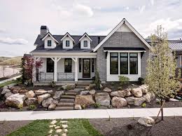 beautiful farmhouse style idea house