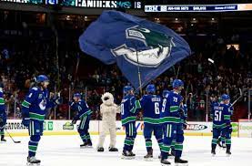 Team roster, salary, cap space and daily cap tracking for the vancouver canucks nhl team and their respective ahl team. Why The Vancouver Canucks Are Not A Mediocre Team