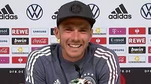 Jun 29, 2021 · lukas podolski früher heute: Euro 2020 Robin Gosens Lacht Sich Uber Vergleich Mit Ex Nationalspieler Lukas Podolski Schlapp Fussball Video Eurosport