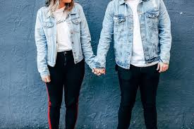They are monogamous and present themselves as a couple to the world. Are Being In A Relationship And Dating The Same Thing Regain