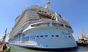allure of the seas arrives in cadiz for