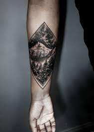 Tatouage montagne, mountain tattoo by Julie Brd | Moutain tattoos, Tattoos,  French tattoo