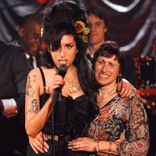 Последние твиты от amy winehouse (@amywinehouse). Amy Winehouse Janis Winehouse Mach Dir Keine Sorgen Mama Gala De