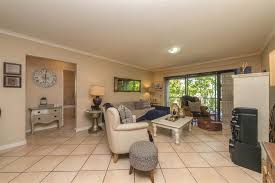 3 Bed Apartment For In Durbanville