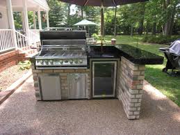 outdoor kitchen plans constructed