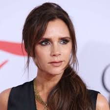victoria beckham is getting into makeup