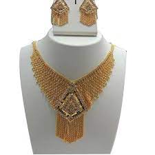 traditional forming necklace