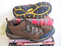 rugged exposure outdoor athletic shoe