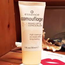 foundation essence camouflage 2in1