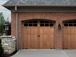 carriage house style garage doors