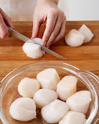 With these, you aren't getting a giant hunk of meat, but they do tend to be sweeter and turn out wonderfully when cooked in a sauce for a short time. How To Cook Scallops So They Re Never Rubbery Better Homes Gardens