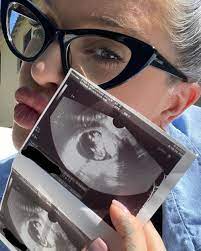 Kelly Osbourne pregnant, expecting baby ...