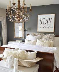to decorate an ultimate guest room