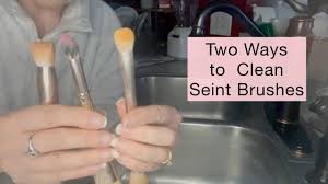 cleaning seint brushes two ways you
