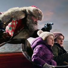 Christmas chronicles movie with eng and rus subs the story of sister and brother, kate and teddy pierce, whose christmas eve plan to catch santa claus on camera turns into an unexpected journey that most kids could only dream about. What Is The Christmas Chronicles 2 On Netflix About Popsugar Entertainment