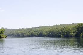 lake taneycomo