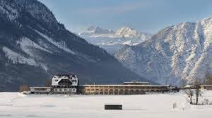 Wissenschaftler stießen in den alpen auf pink gefärbtes gletschereis. Blutschnee Tatort Wasnerin Thomas Raab Lesung Mit Schwarzen Tasten