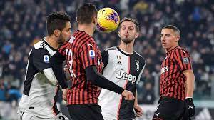 The challenge confronts also two of the clubs with greater basin of supporters as well as those with the greatest turnover and stock market value in the country. Wer Zeigt Ubertragt Juventus Turin Gegen Ac Mailand Heute Live Im Tv Und Livestream Dazn News Deutschland